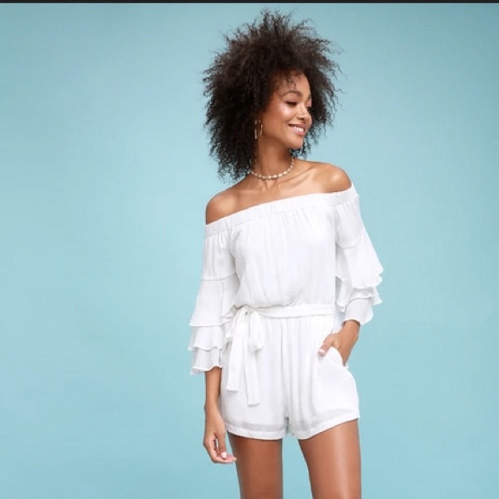 *NWT* Lulu’s White ‘Santa Ana’ Romper